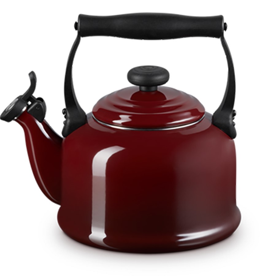 Le Creuset Traditional Kettle Garnet 2.1 Image